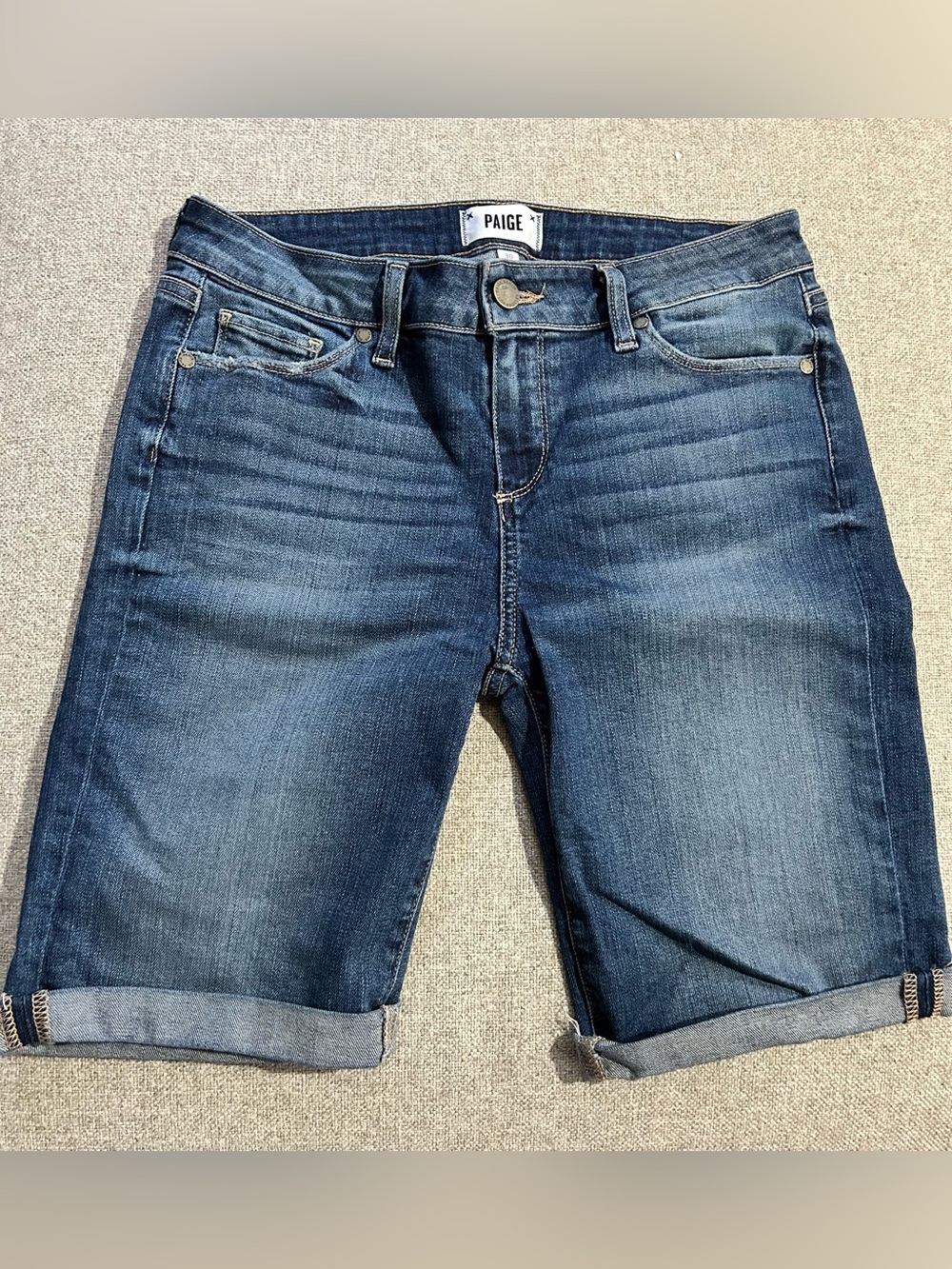 Paige Jax Knee Shorts size 30 Bermuda